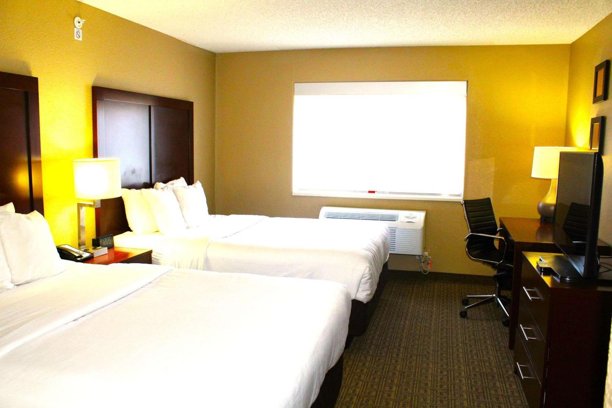 คอมฟอร์ต สวีท Hotel เลควูด ภายนอก รูปภาพ